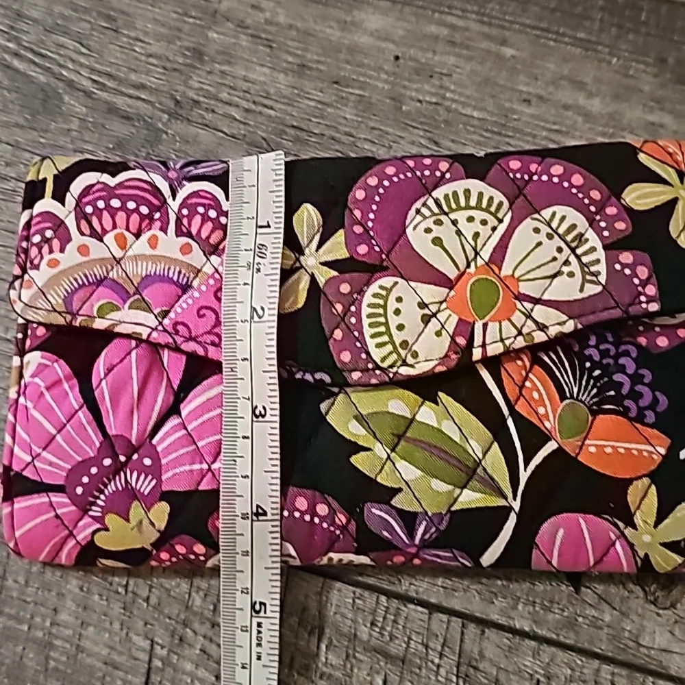 Vera Bradley Floral Clutch Wallet - Picture 5 of 6